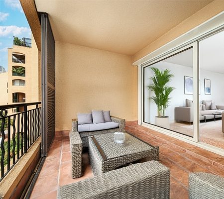 Monaco 2 Bedrooms Apartment 003